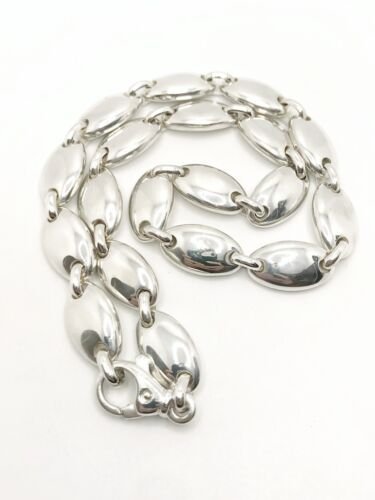 Tiffany & Co. Sterling Sliver Pebble Oval Necklace 16